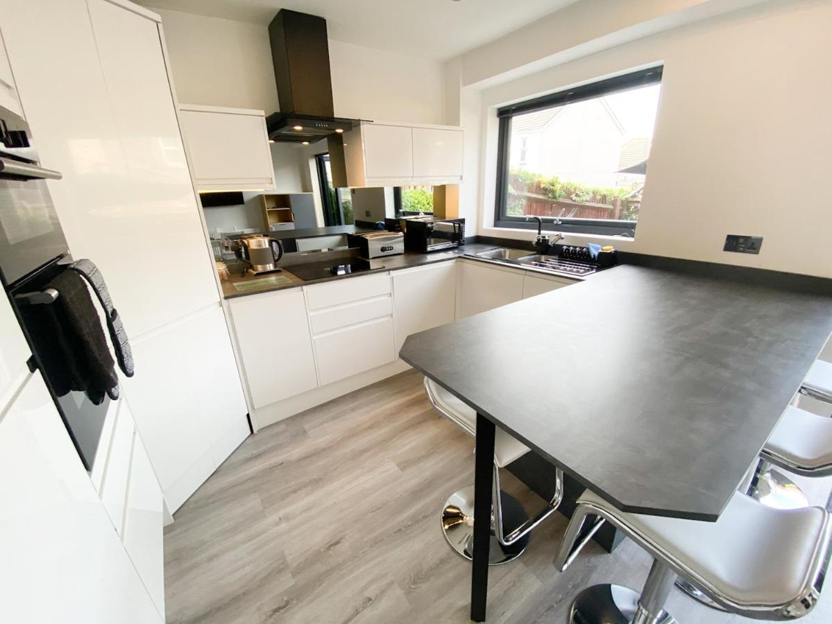 Harbourside House - Great Location - Parking - 2 En-Suites - Sleeps 5 Plus 1 プール エクステリア 写真