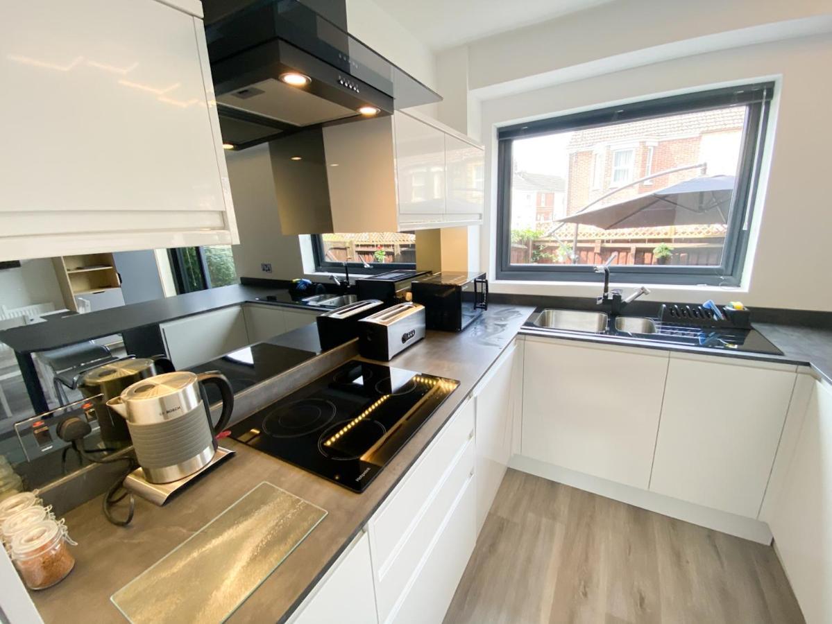Harbourside House - Great Location - Parking - 2 En-Suites - Sleeps 5 Plus 1 プール エクステリア 写真