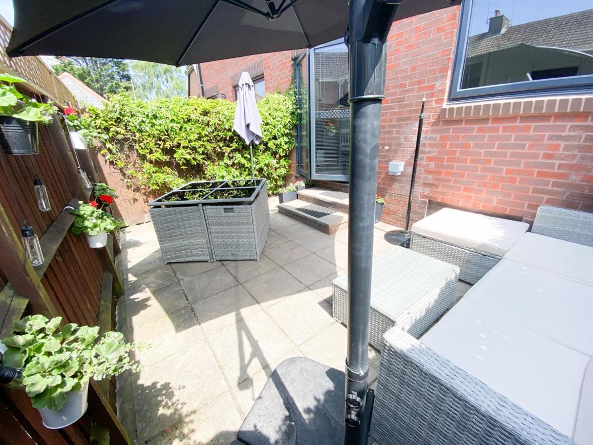 Harbourside House - Great Location - Parking - 2 En-Suites - Sleeps 5 Plus 1 プール エクステリア 写真