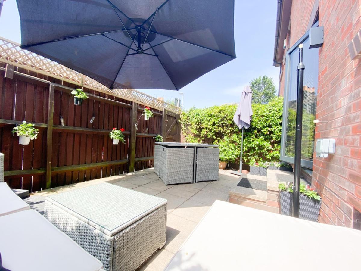 Harbourside House - Great Location - Parking - 2 En-Suites - Sleeps 5 Plus 1 プール エクステリア 写真